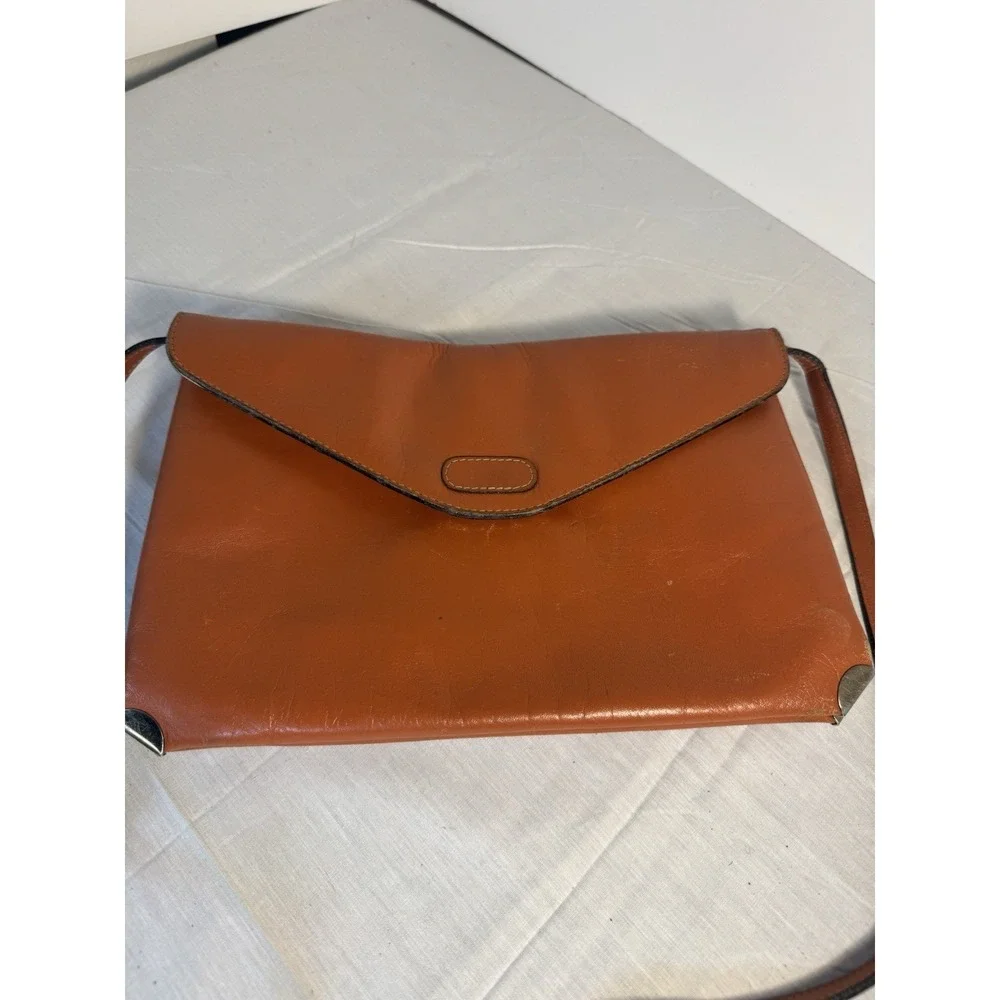 VERNE Handcrafted For Personal Pride Brown Leather Clutch Purse